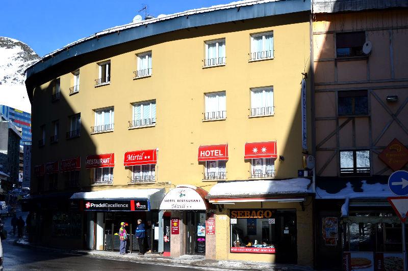 Hotel Mirtil Pas De La Casa Luaran gambar
